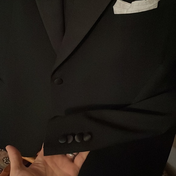 Coppley for Harry Rosen Size 48 drop 6 single breasted peak lapel Tuxedo. - Picture 5 of 11